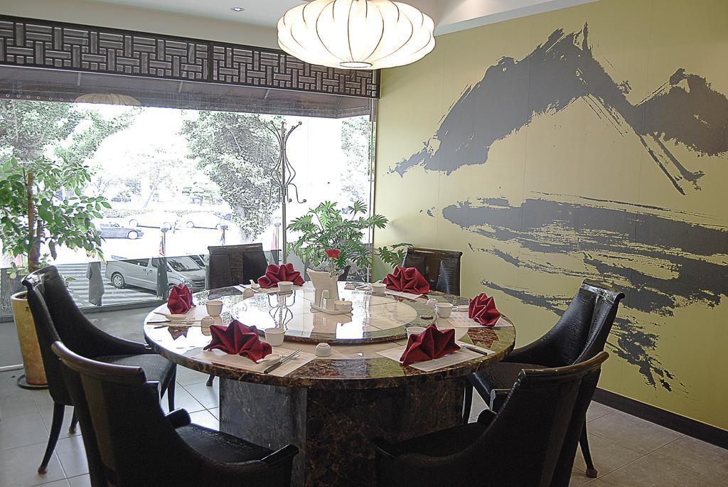 Arirang Tourist Hotel ชางวอน ภายนอก รูปภาพ