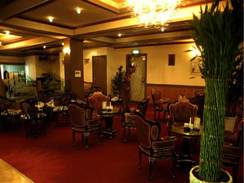 Arirang Tourist Hotel ชางวอน ภายนอก รูปภาพ